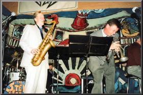 Geoff with Ben Jones,Launceston Jazz Club(TAS) 2001
